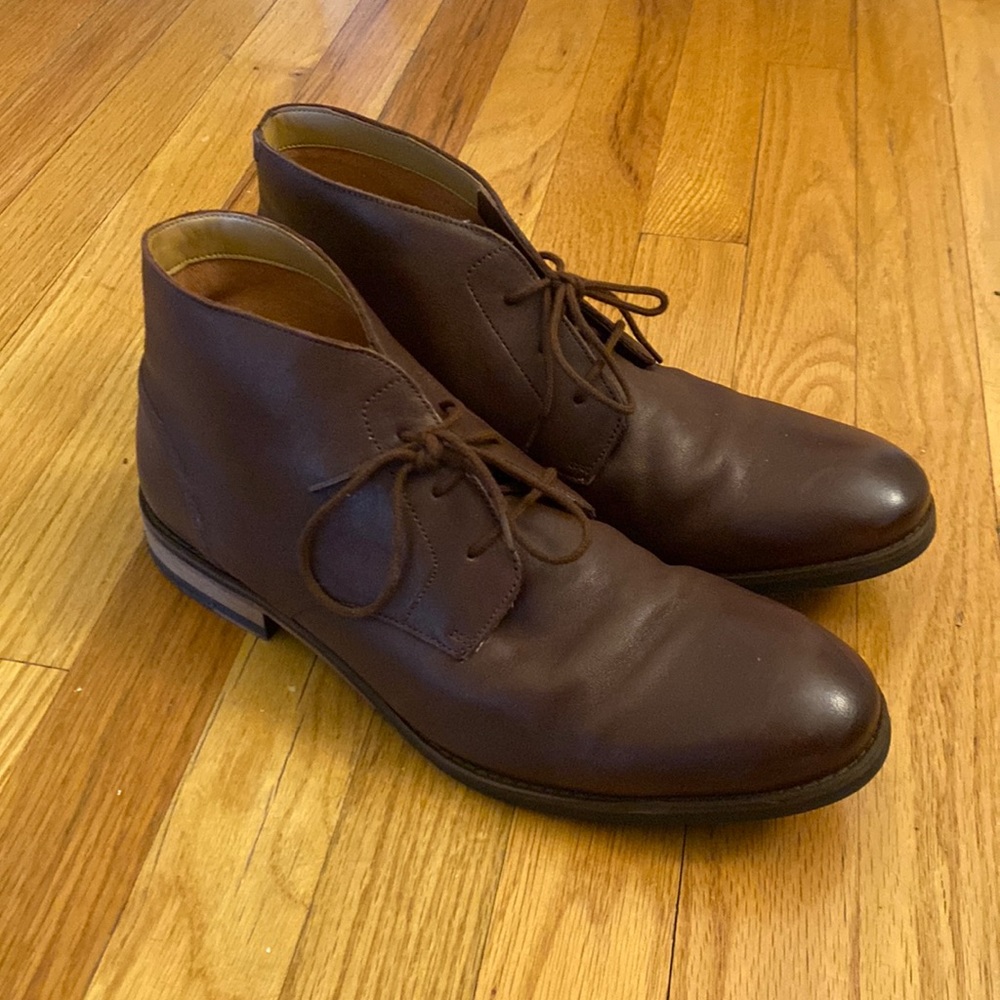 Clarks Flow Top 26141041 Mens Brown Leather Lace Up Chukkas Boots
